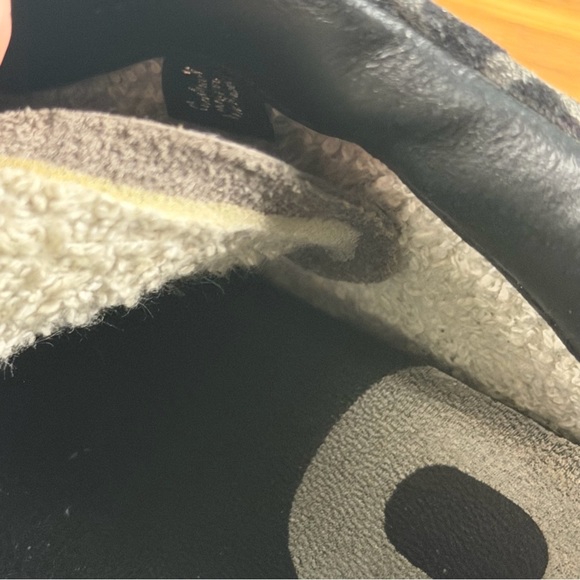 P448 Thea Leopard Embossed Platform Sneaker, Size 38/7.5-8 - Picture 10 of 11